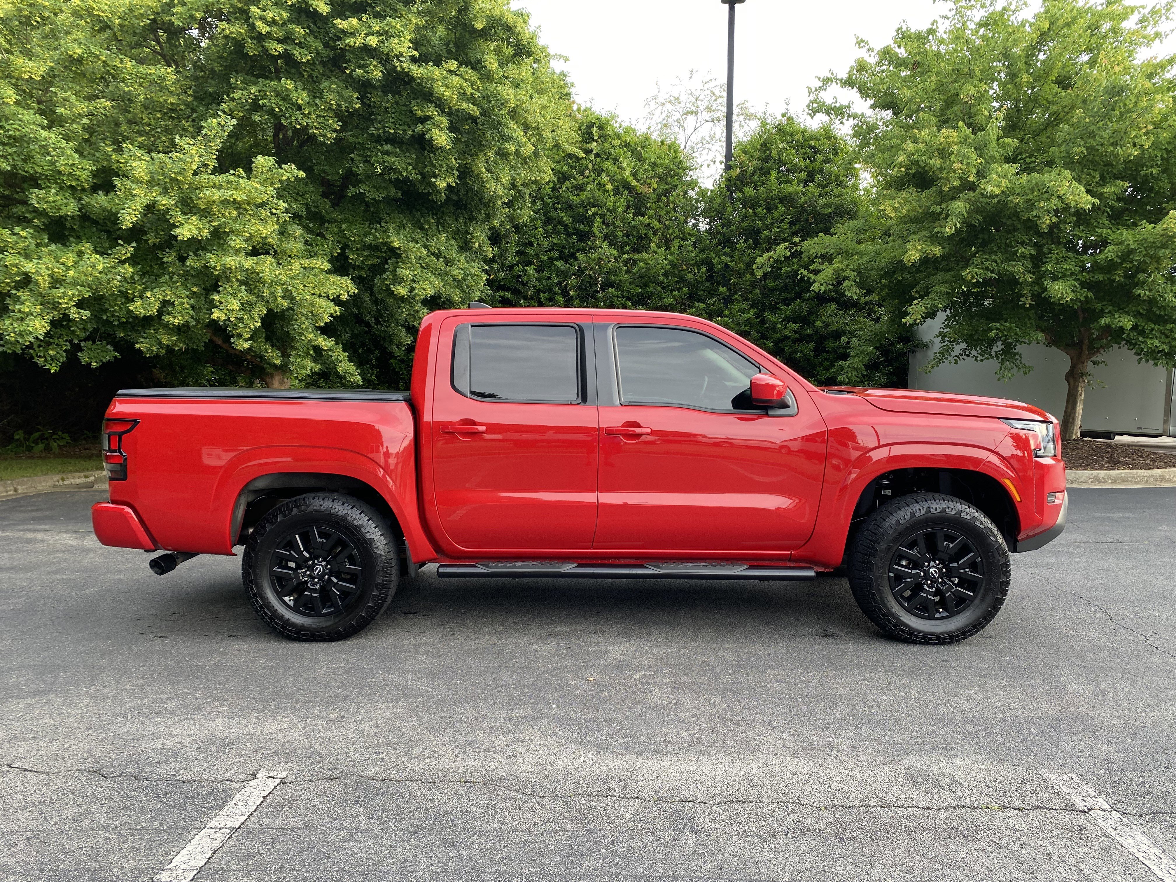 Used 2023 Nissan Frontier SV AWD/4WD image 10
