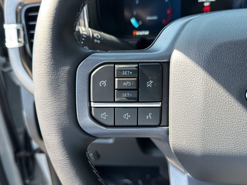 New 2026 Ford F350 Lariat RWD image 22