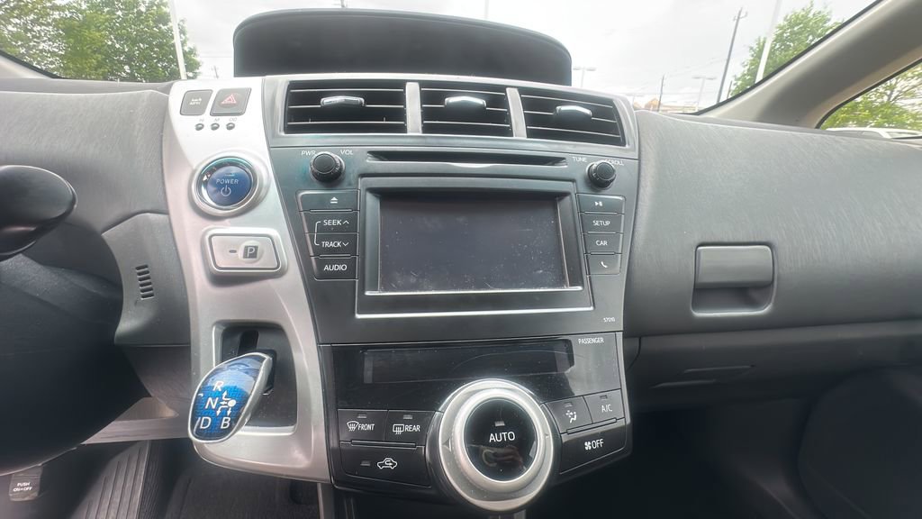 Used 2013 Toyota Prius V Two image 16