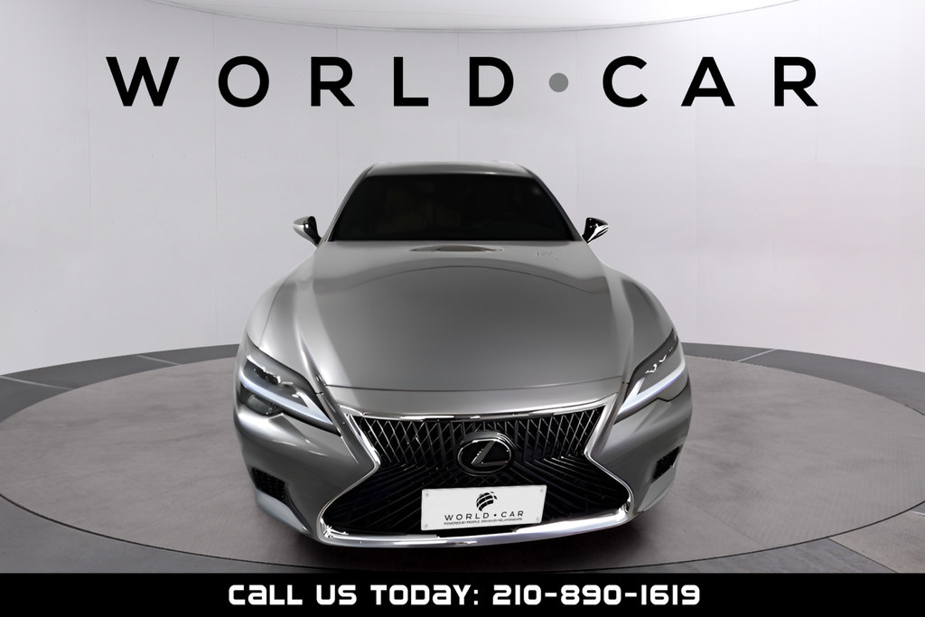 Used 2022 Lexus LS 500 RWD image 2