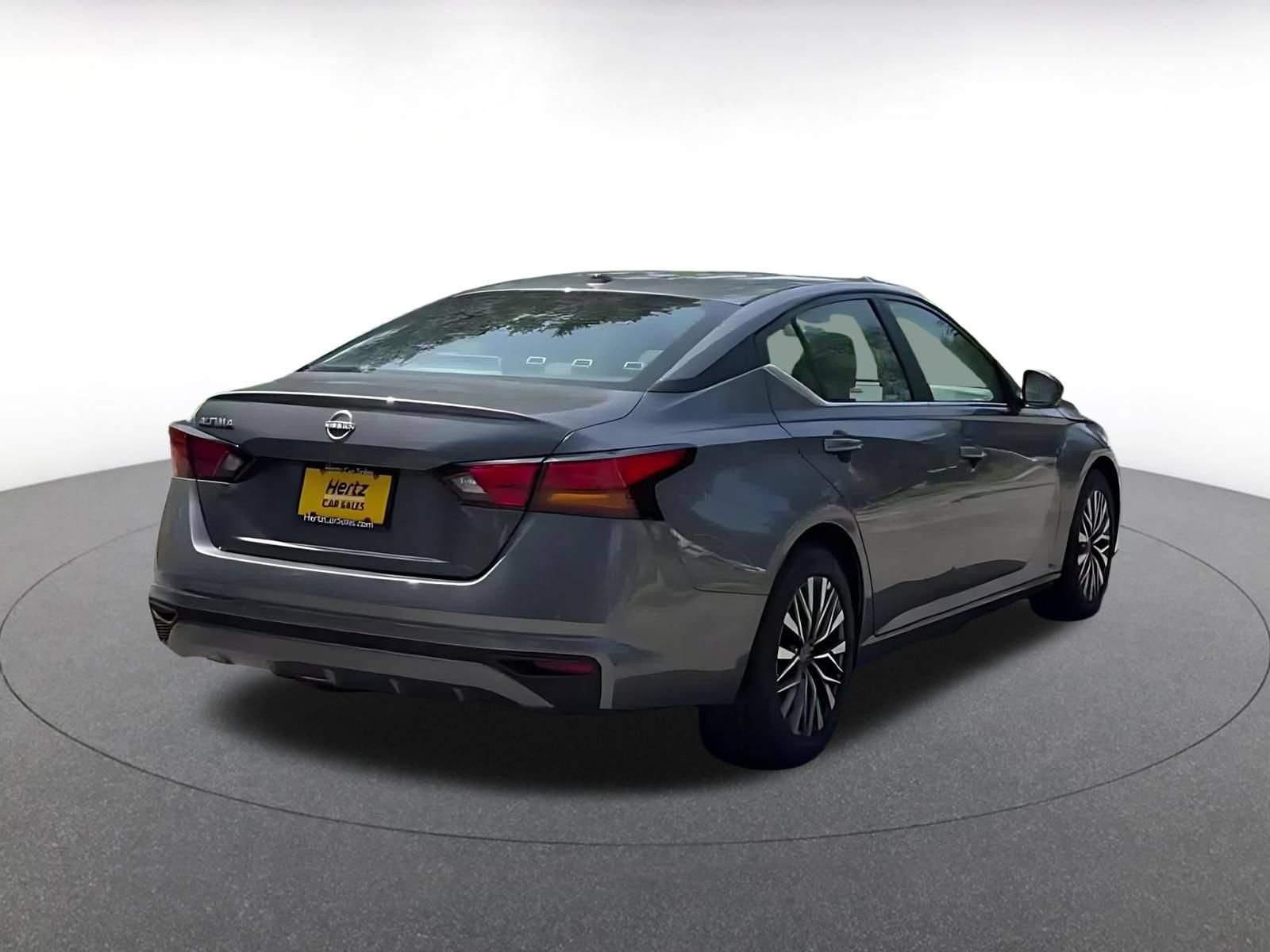 Used 2026 Nissan Altima 2.5 SV FWD image 15