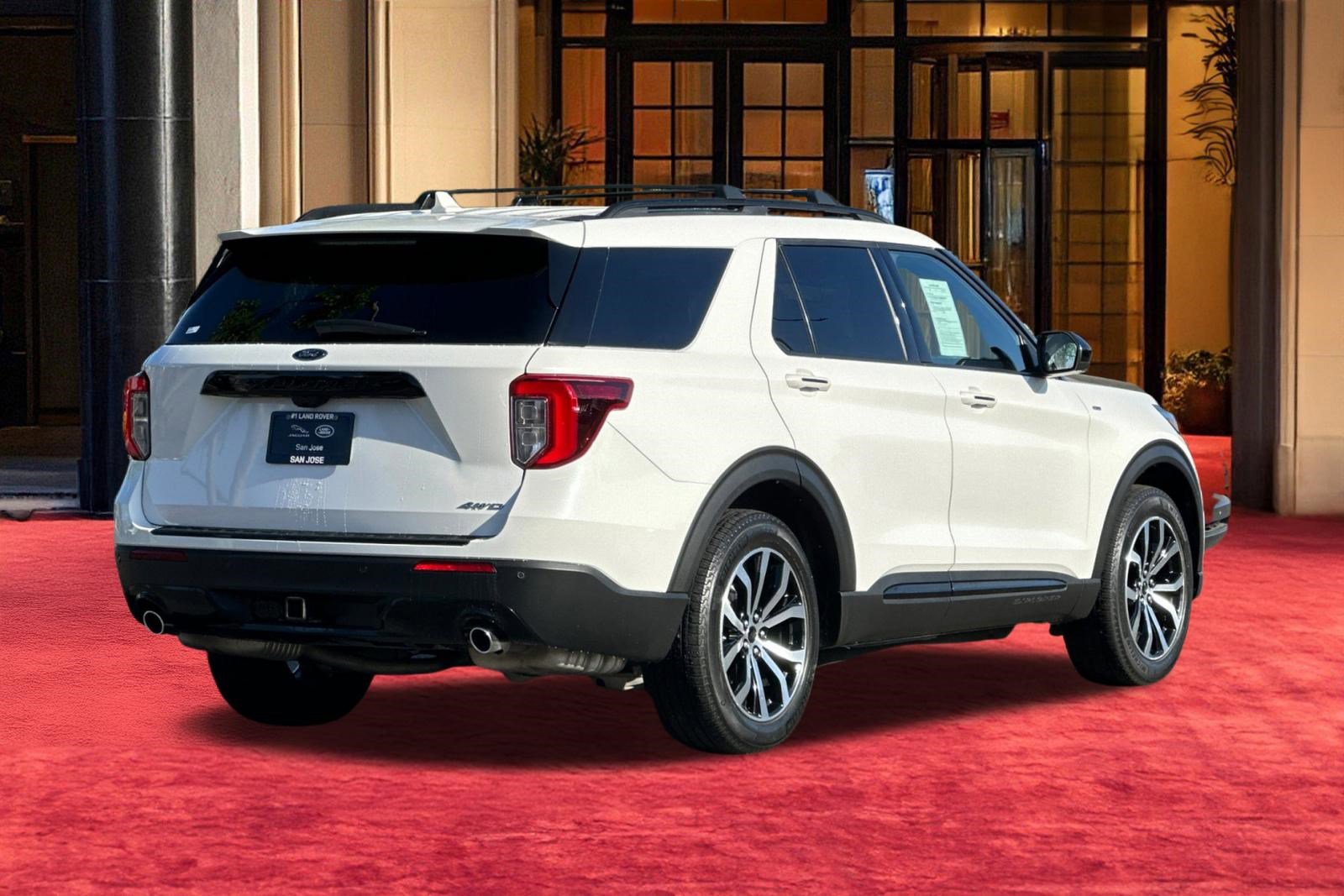 Used 2022 Ford Explorer ST-Line w/ Class IV Trailer Tow Package image 10