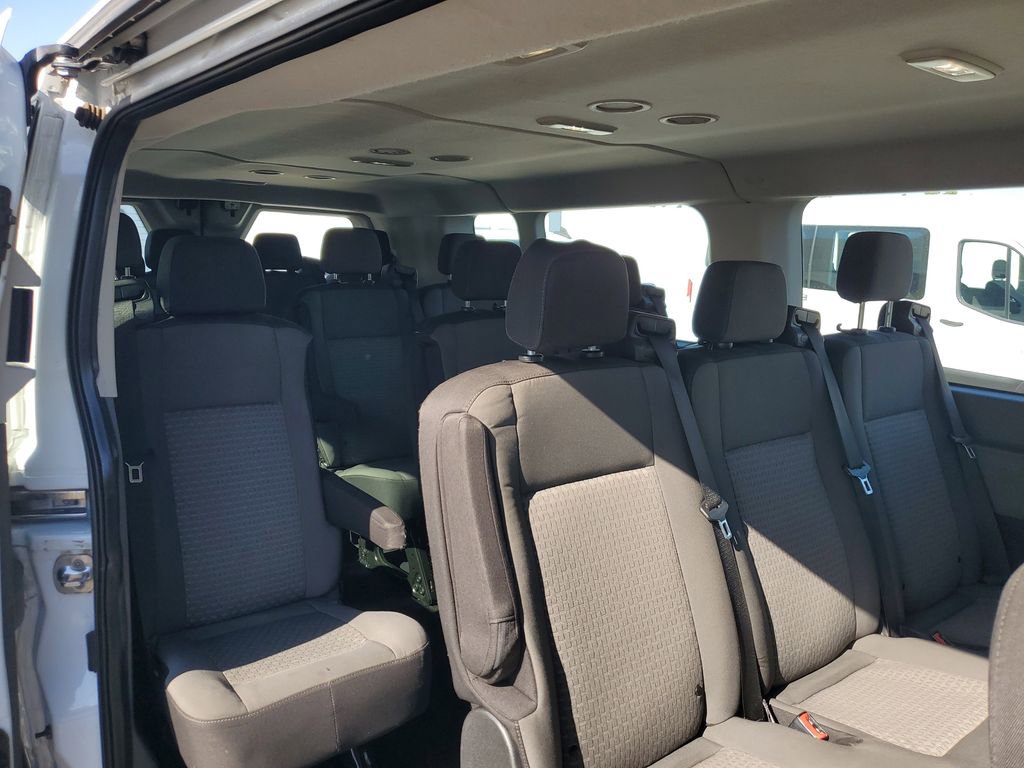 Used 2023 Ford Transit 350 XLT image 11