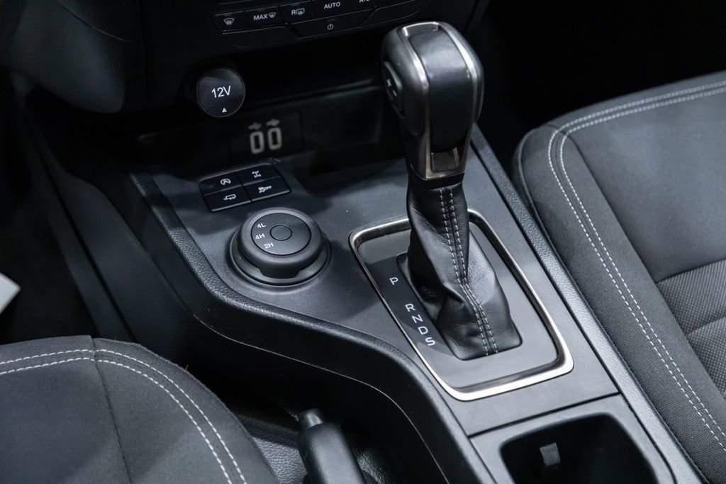 Used 2022 Ford Ranger XLT w/ Equipment Group 301A Mid AWD/4WD image 18