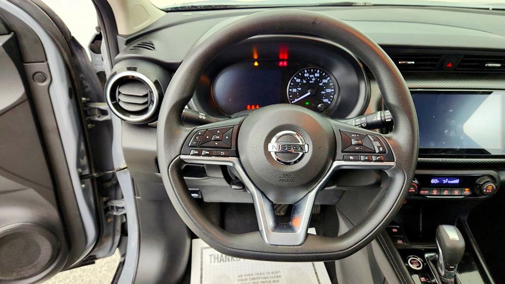 Used 2021 Nissan Kicks SV FWD image 13