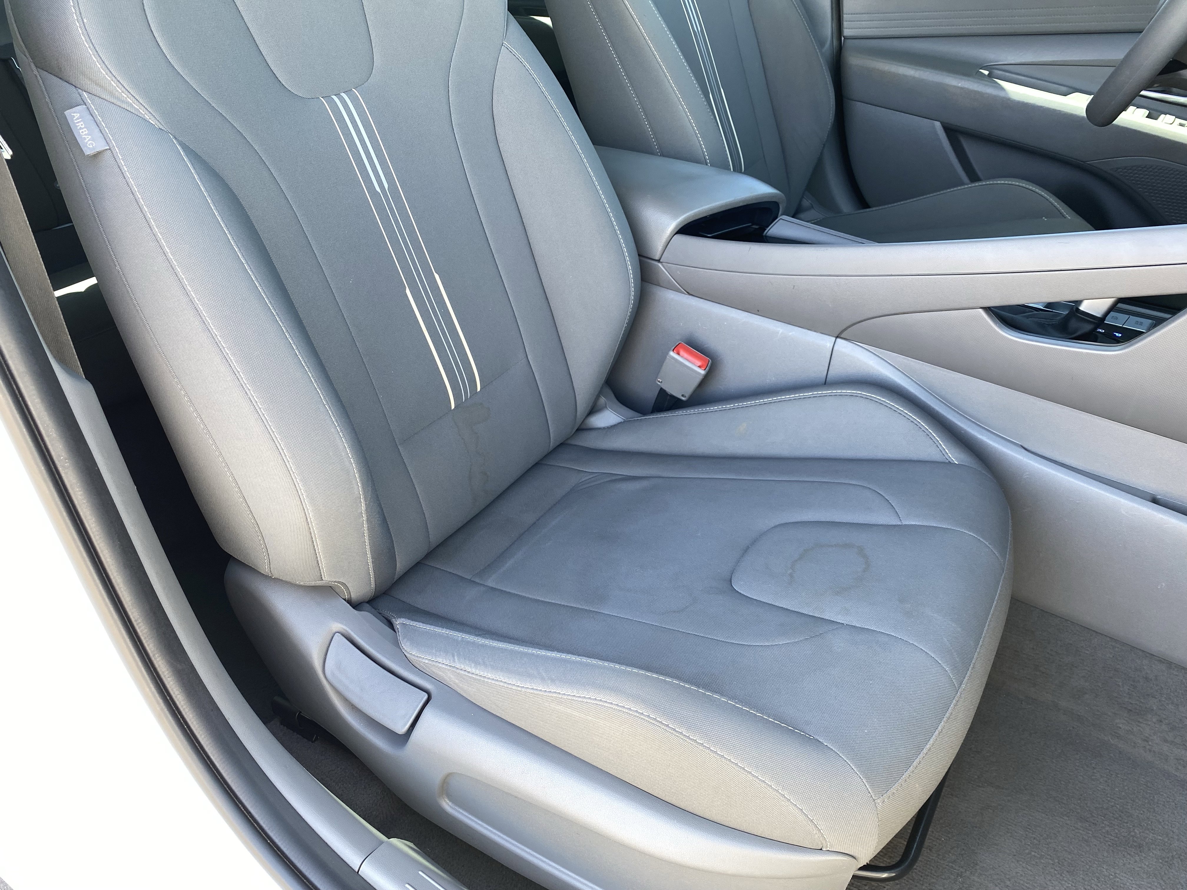 Used 2022 Hyundai Elantra Blue w/ Cargo Package FWD image 10