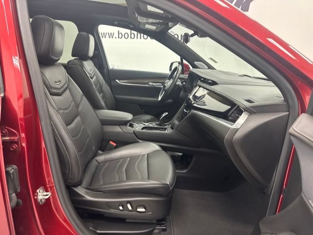 Used 2022 Cadillac XT6 Premium Luxury w/ Platinum Package AWD/4WD image 34