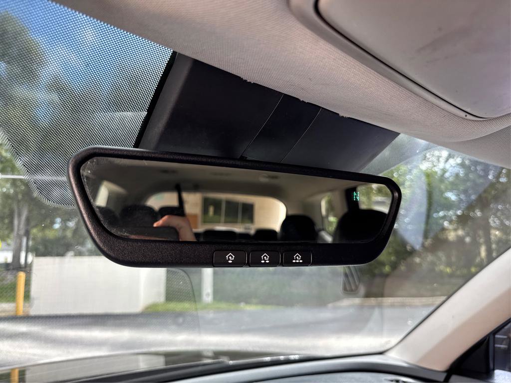 Used 2020 Kia Telluride S w/ S 8 Passenger Seating Package image 17