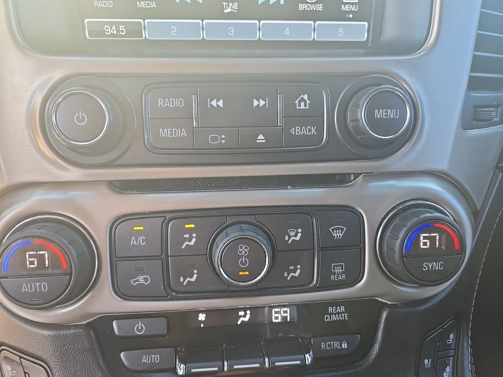 Used 2018 GMC Yukon Denali w/ Open Road Package RWD image 5