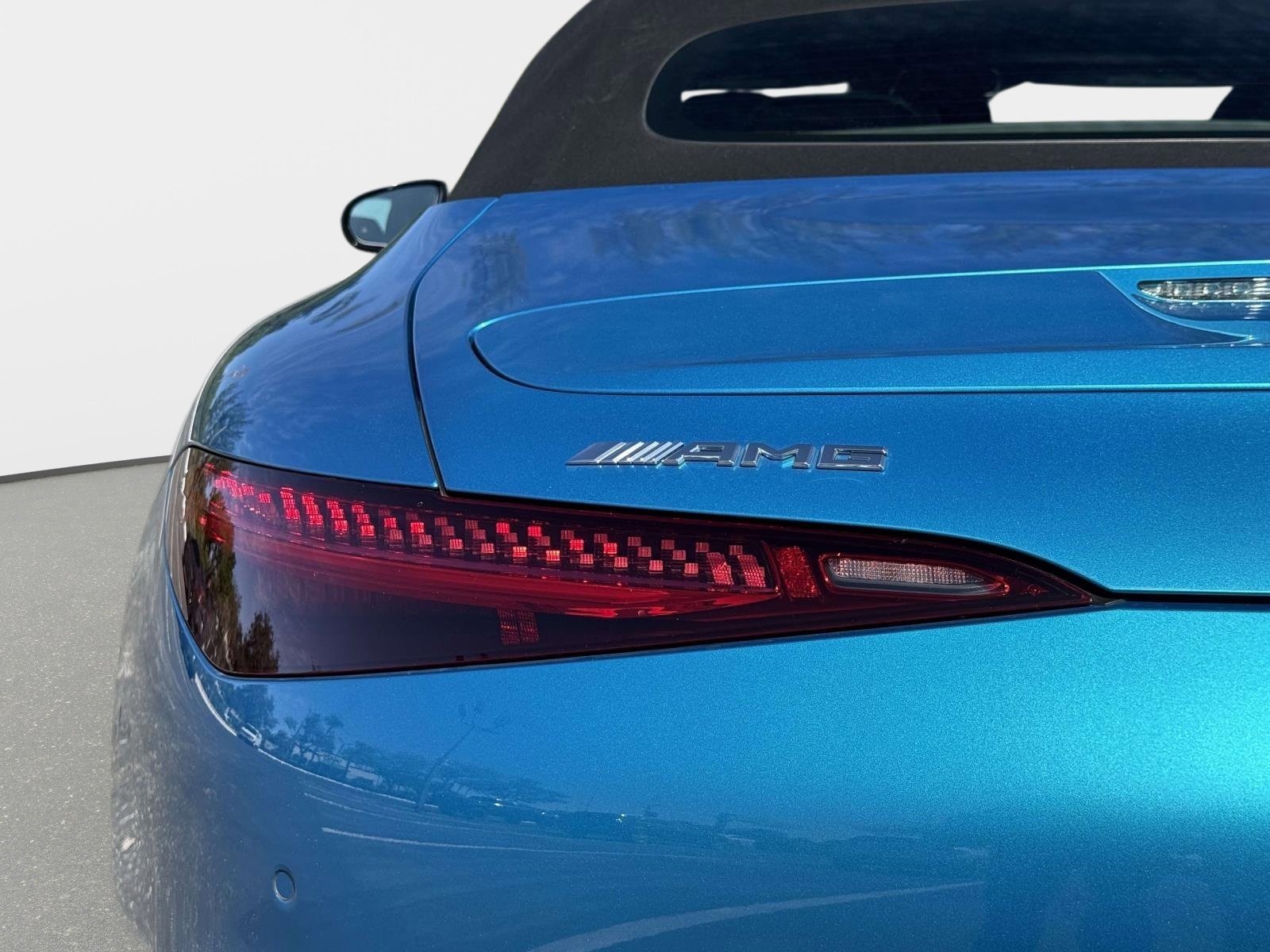 Used 2023 Mercedes-Benz SL 43 AMG image 18