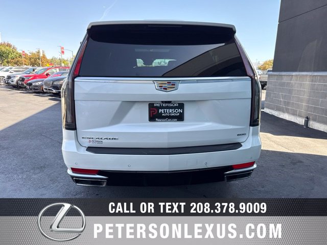 Used 2021 Cadillac Escalade ESV Premium Luxury w/ Driver Assist Tech Package AWD/4WD image 5