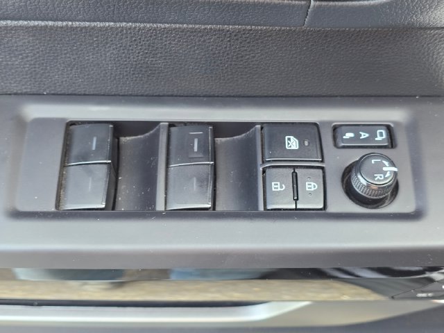 Used 2022 Toyota Tundra Limited AWD/4WD image 22