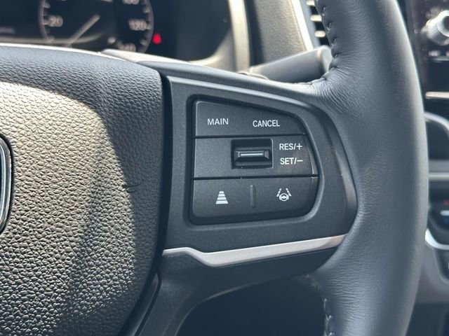 Used 2025 Honda Ridgeline Sport image 21