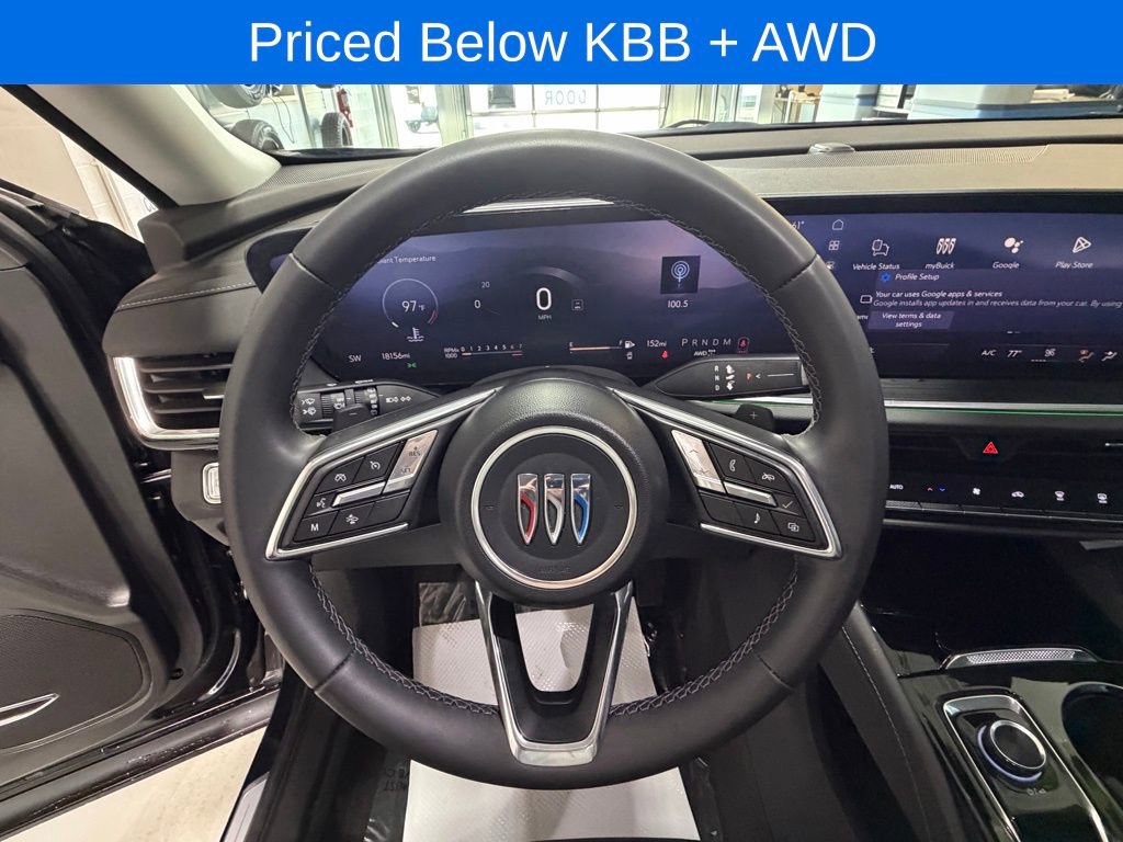 Used 2025 Buick Envision Preferred image 12