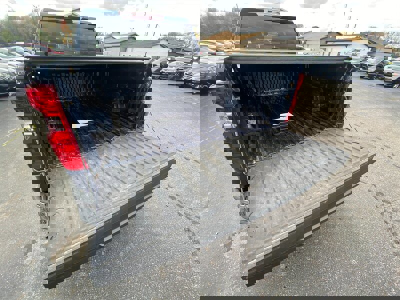 Used 2021 Chevrolet Silverado 1500 LT image 17