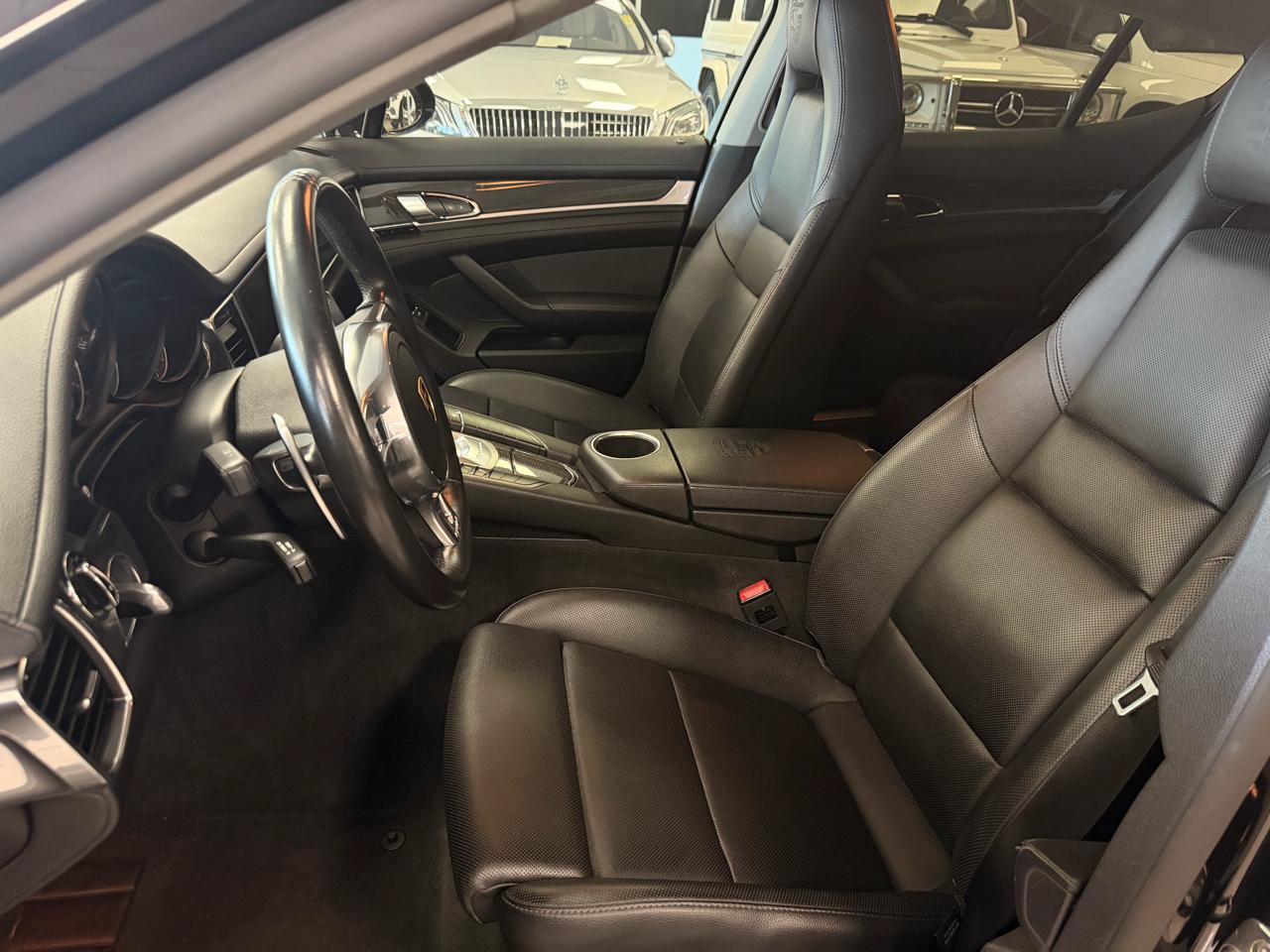 Used 2016 Porsche Panamera 4 AWD/4WD image 53