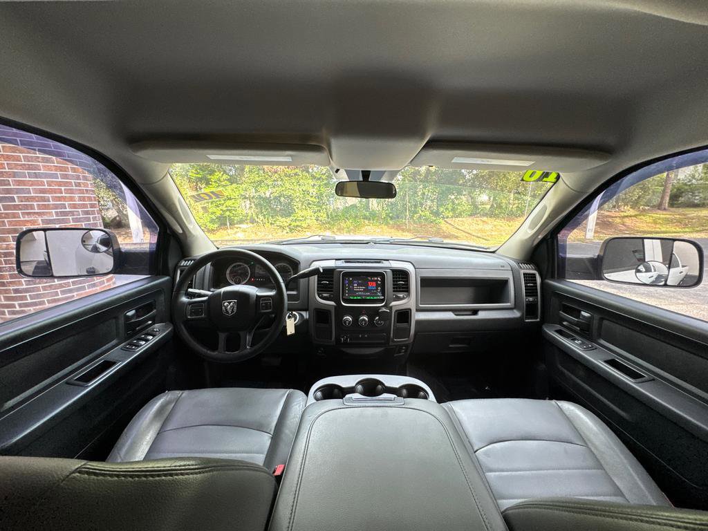 Used 2016 RAM 2500 Tradesman w/ Chrome Appearance Group RWD image 20