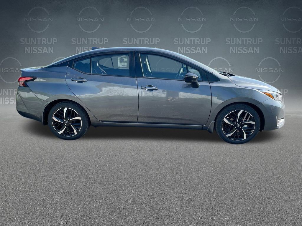 Used 2025 Nissan Versa SR w/ Trunk Package image 15
