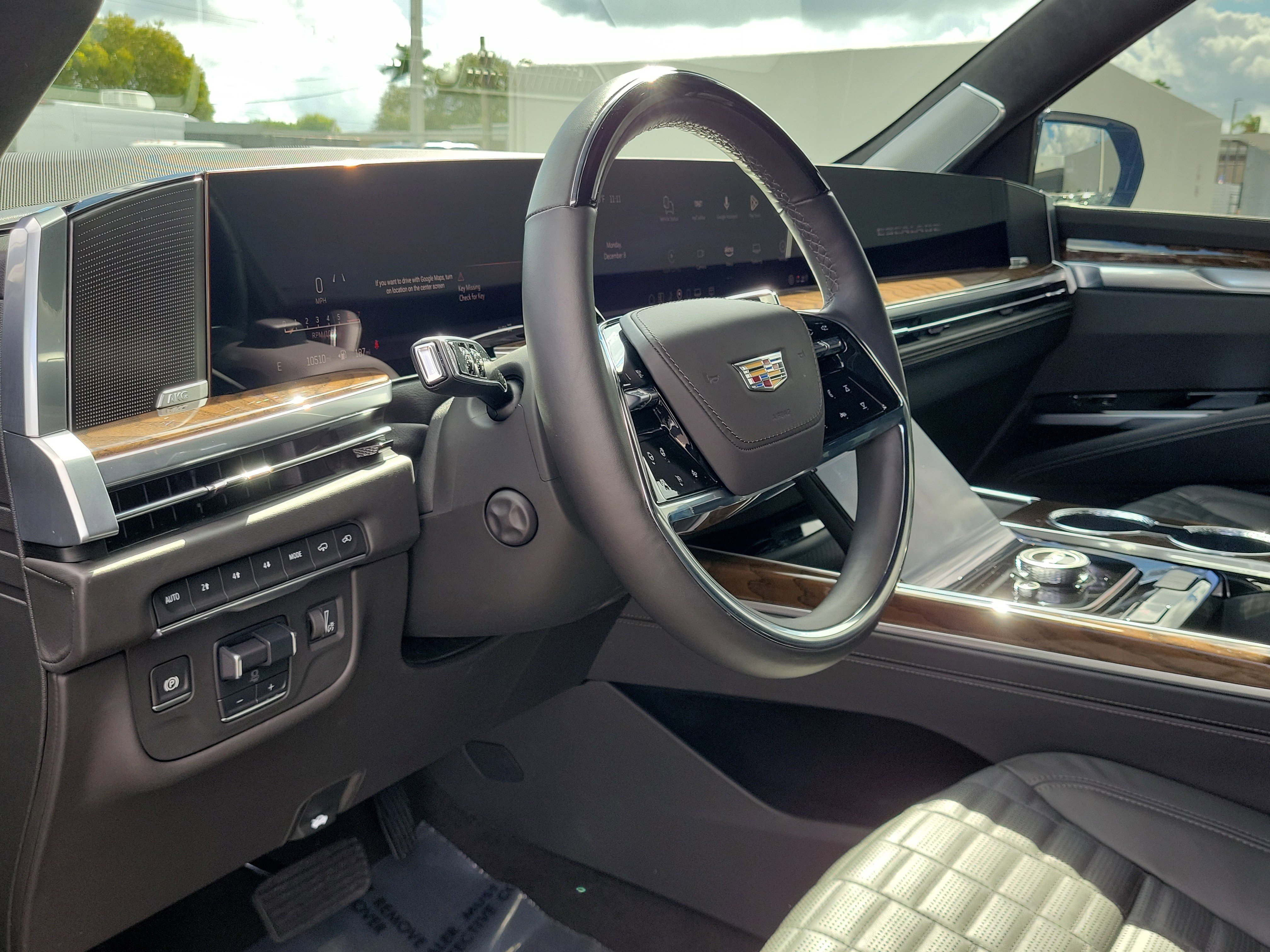 Used 2025 Cadillac Escalade Sport Platinum image 12