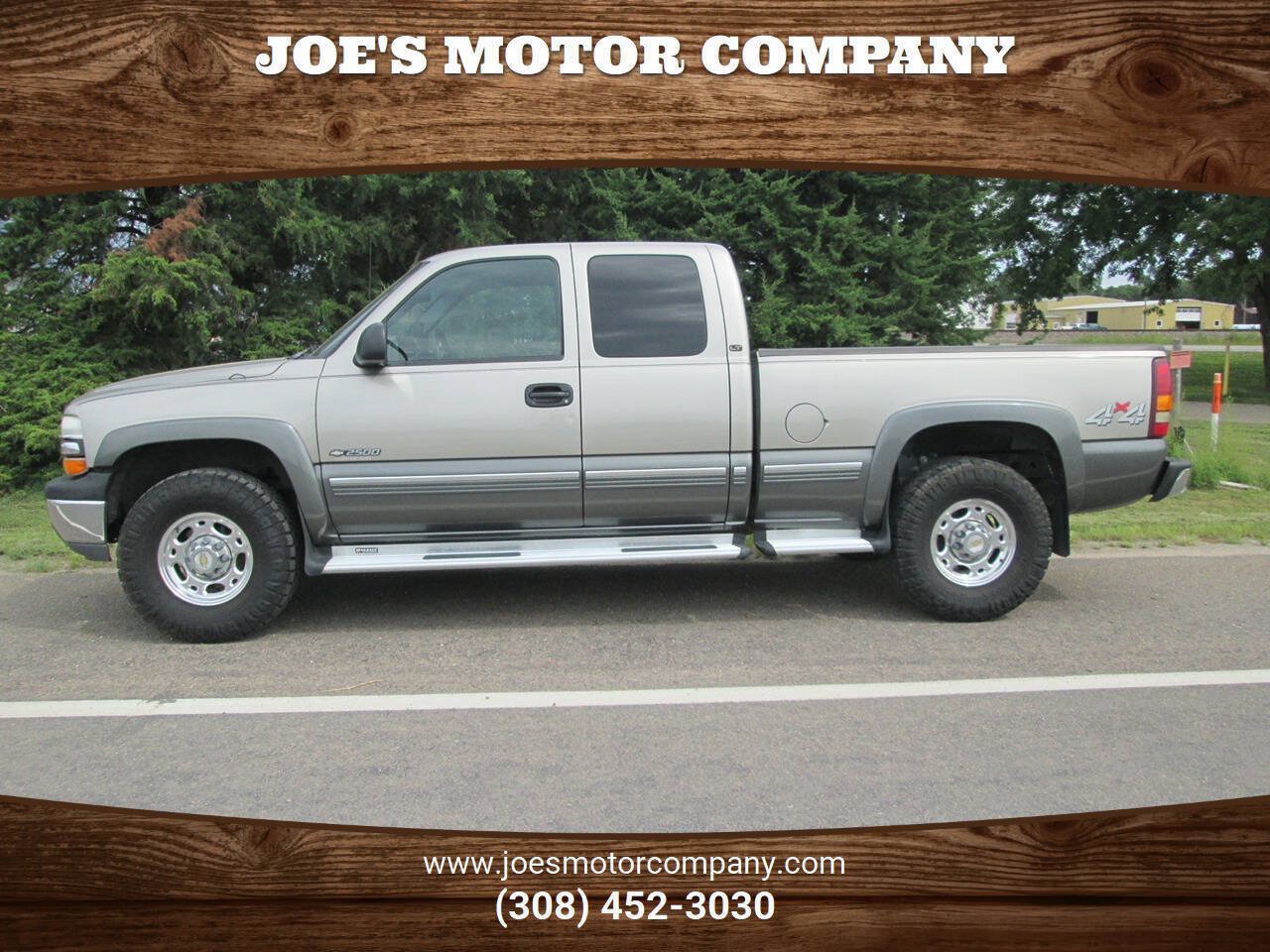 Used 2000 Chevrolet Silverado 2500 LT AWD/4WD image 1