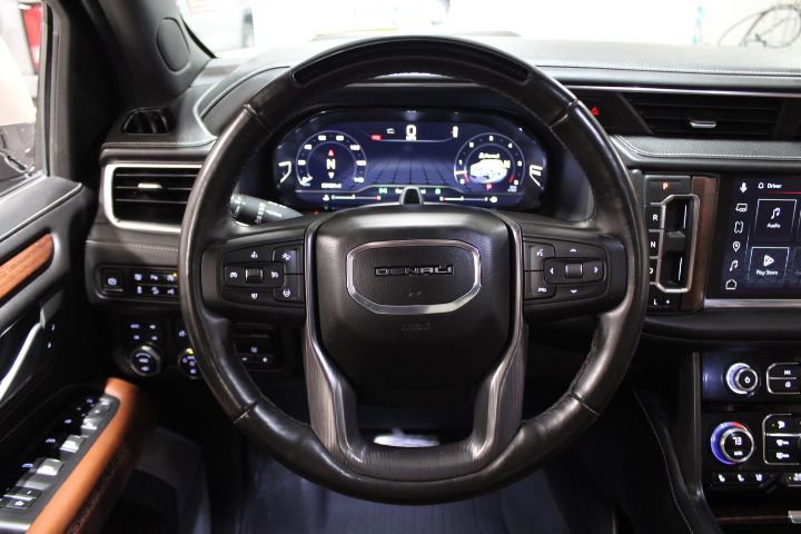 Used 2023 GMC Yukon XL Denali Ultimate w/ LPO, Floor Liner Package image 34