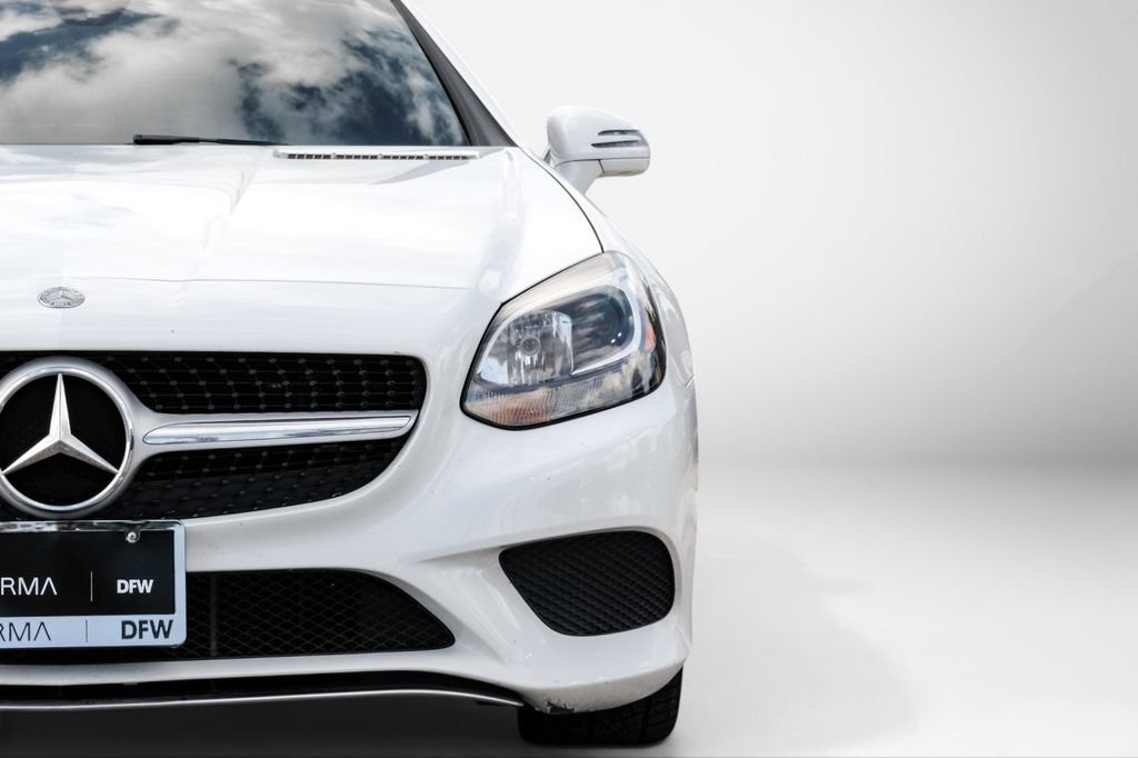 Used 2017 Mercedes-Benz SLC 300 image 40