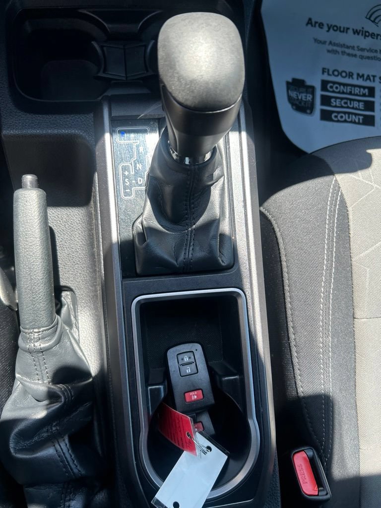 Used 2023 Toyota Tacoma TRD Sport AWD/4WD image 30