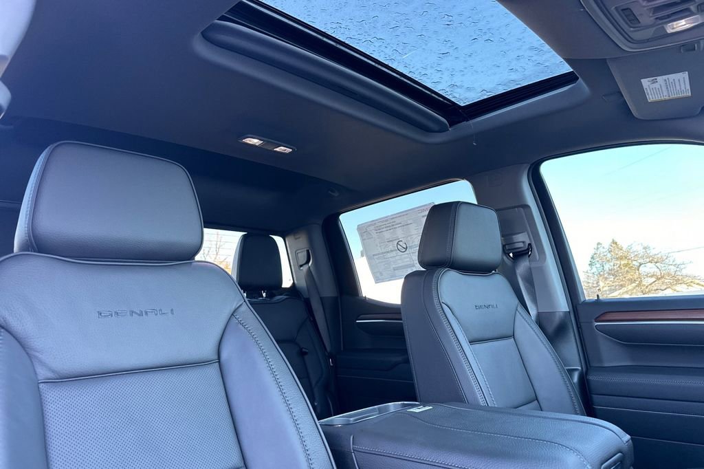 Used 2025 GMC Sierra 1500 Denali image 14