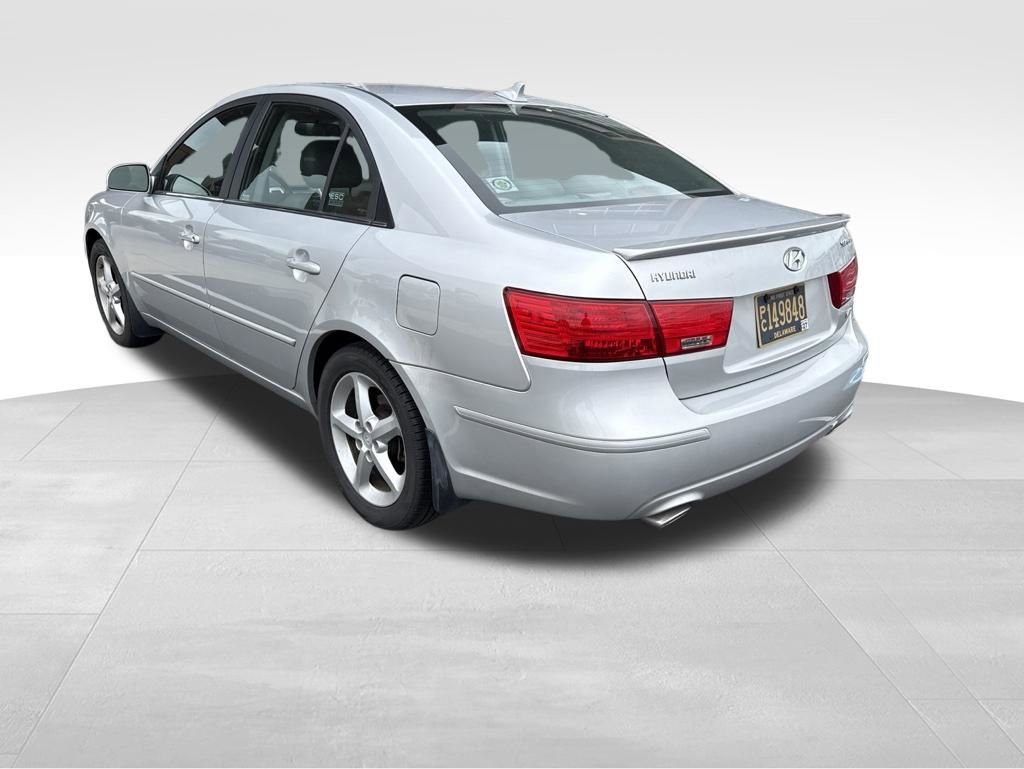 Used 2009 Hyundai Sonata SE FWD image 3
