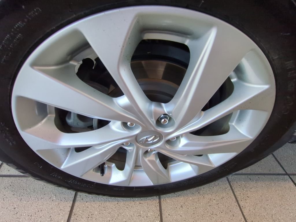 Used 2020 Hyundai Tucson Value image 28