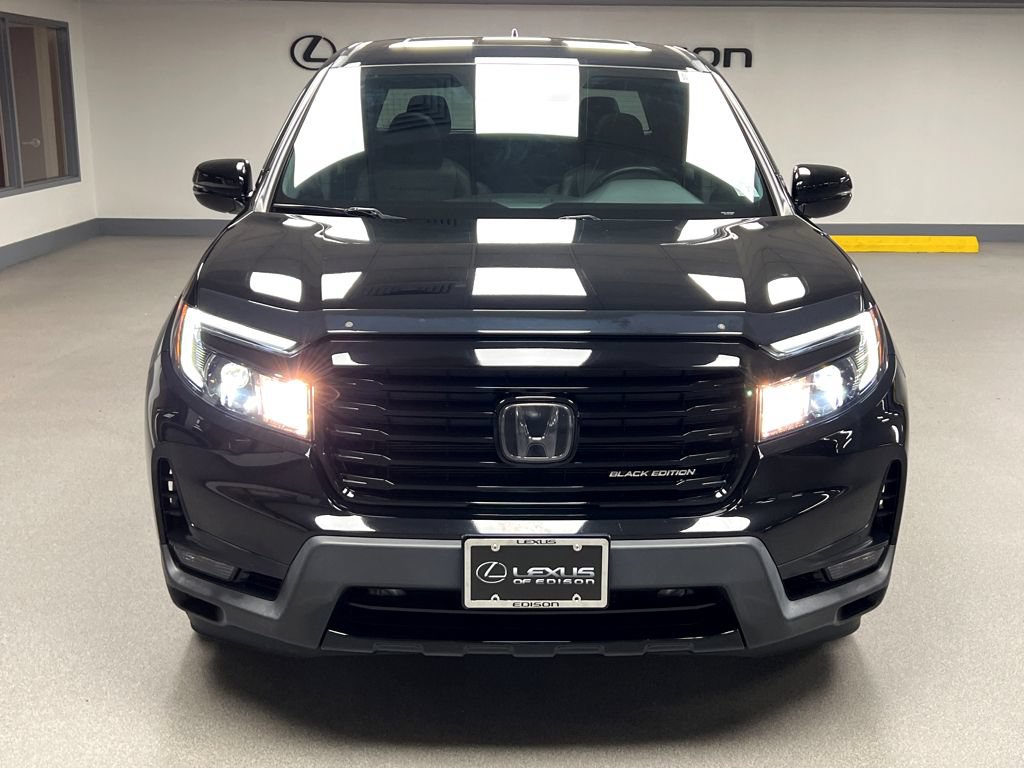 Used 2022 Honda Ridgeline Black Edition image 2