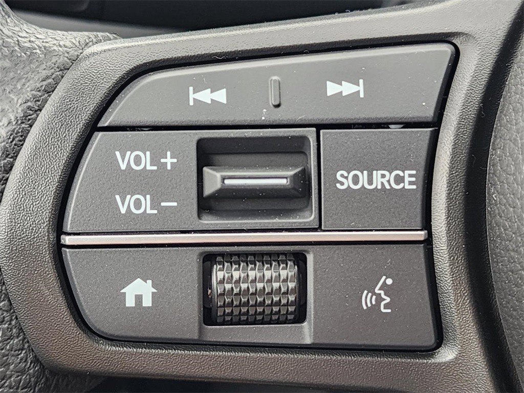 Used 2025 Honda HR-V LX image 31