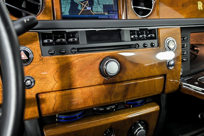 Used 2008 Rolls-Royce Phantom Drophead Coupe RWD image 37