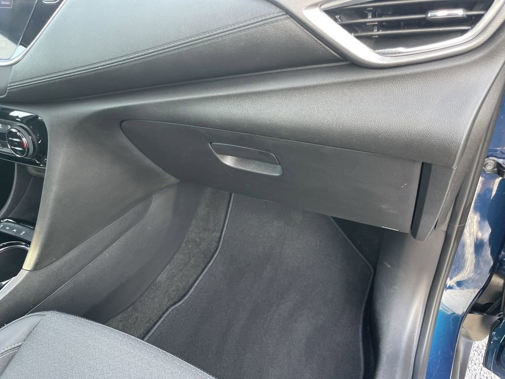 Used 2020 Buick Encore GX Select image 32