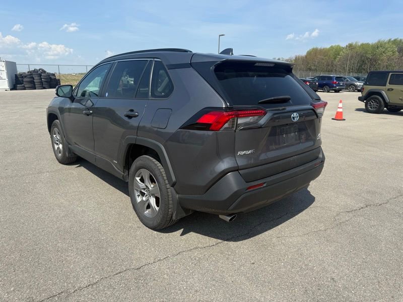 Used 2024 Toyota RAV4 XLE w/ Convenience Package AWD/4WD image 8