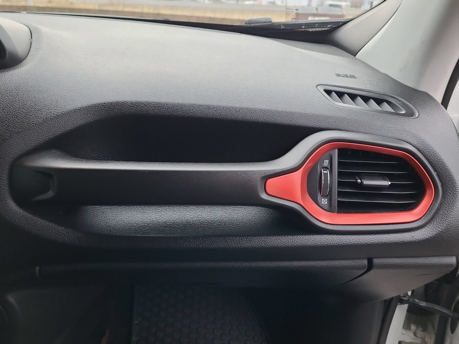 Used 2023 Jeep Renegade Trailhawk AWD/4WD image 16