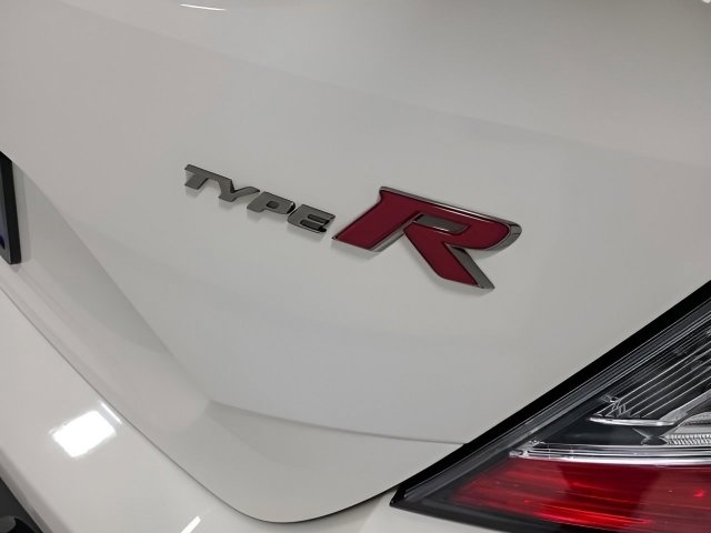Used 2019 Honda Civic Type R image 11