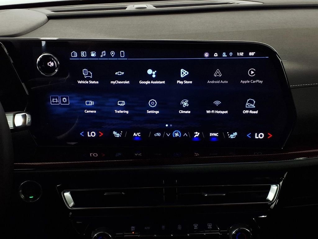 New 2026 Chevrolet Traverse Z71 w/ Driver Confidence Package AWD/4WD image 24