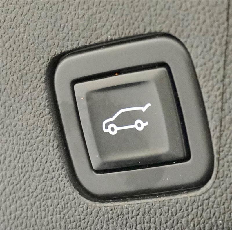 Used 2022 Cadillac Escalade ESV Premium Luxury AWD/4WD image 51