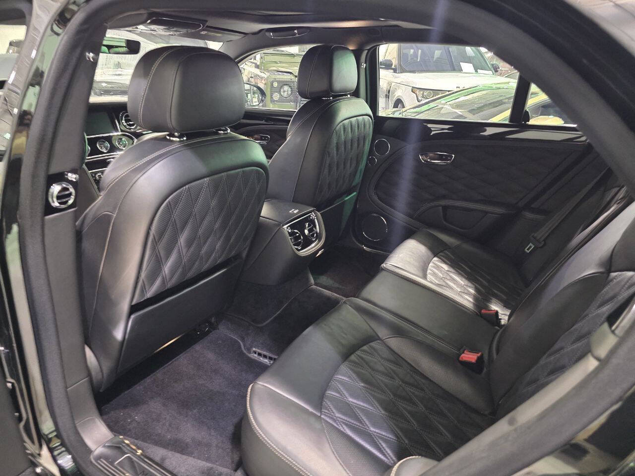 Used 2017 Bentley Mulsanne RWD image 41