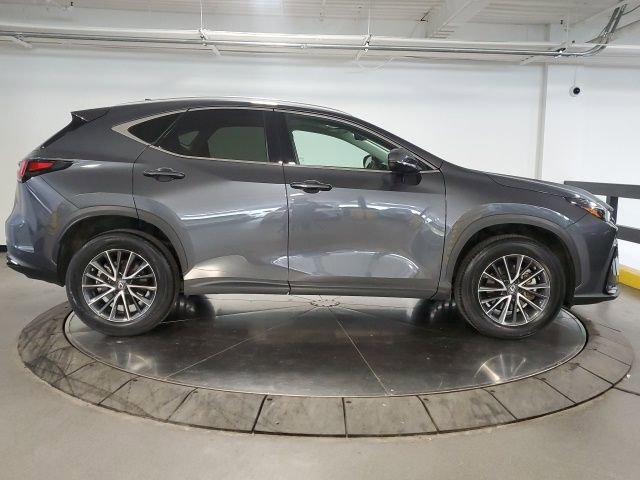 Used 2023 Lexus NX 350 AWD image 9