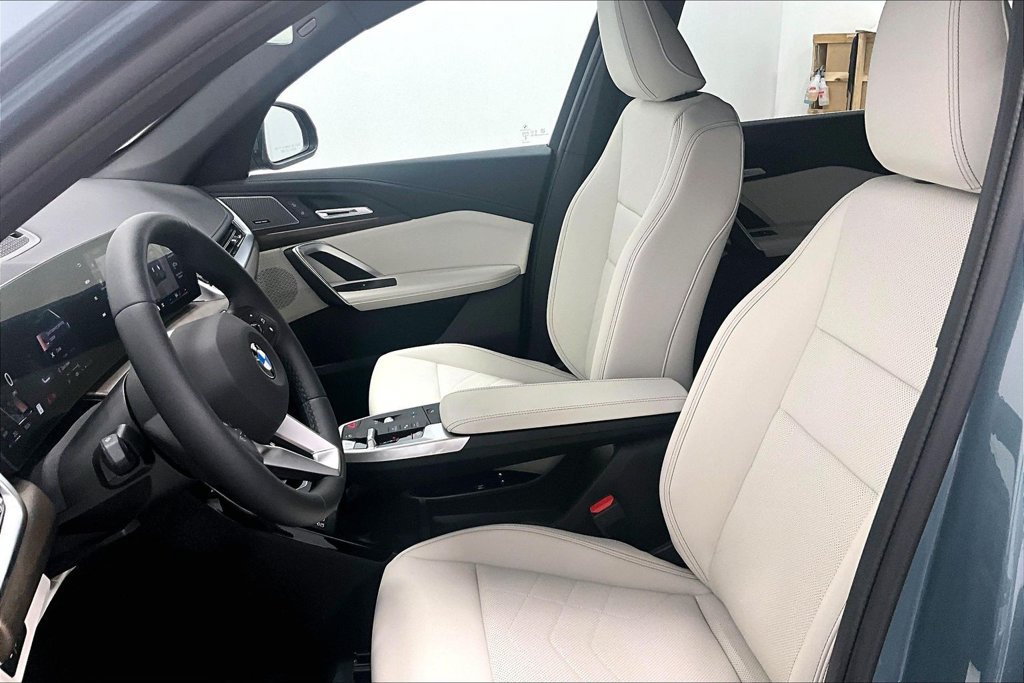 New 2027 BMW X1 xDrive28i AWD/4WD image 25