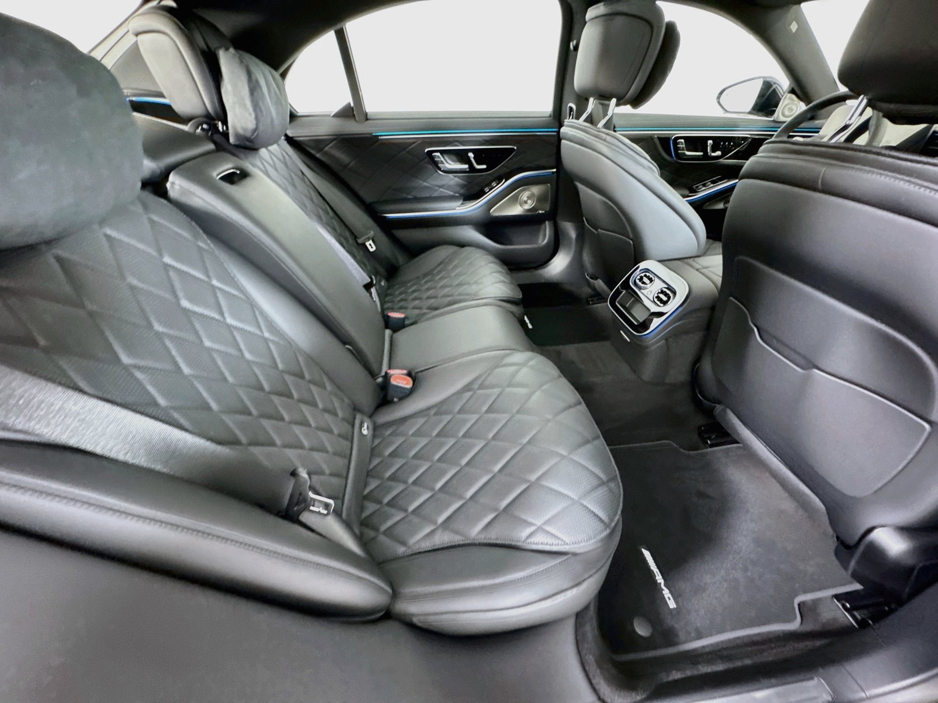 New 2027 Mercedes-Benz S 580 4MATIC Sedan image 30