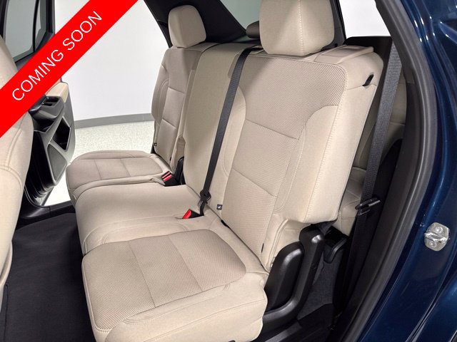 Used 2023 Chevrolet Traverse LS AWD/4WD image 15