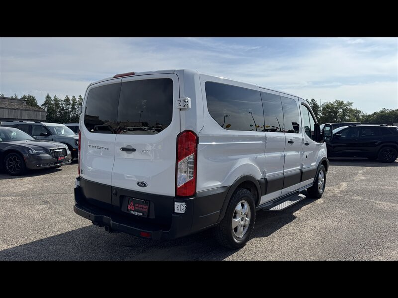 Used 2018 Ford Transit 150 XLT RWD image 5