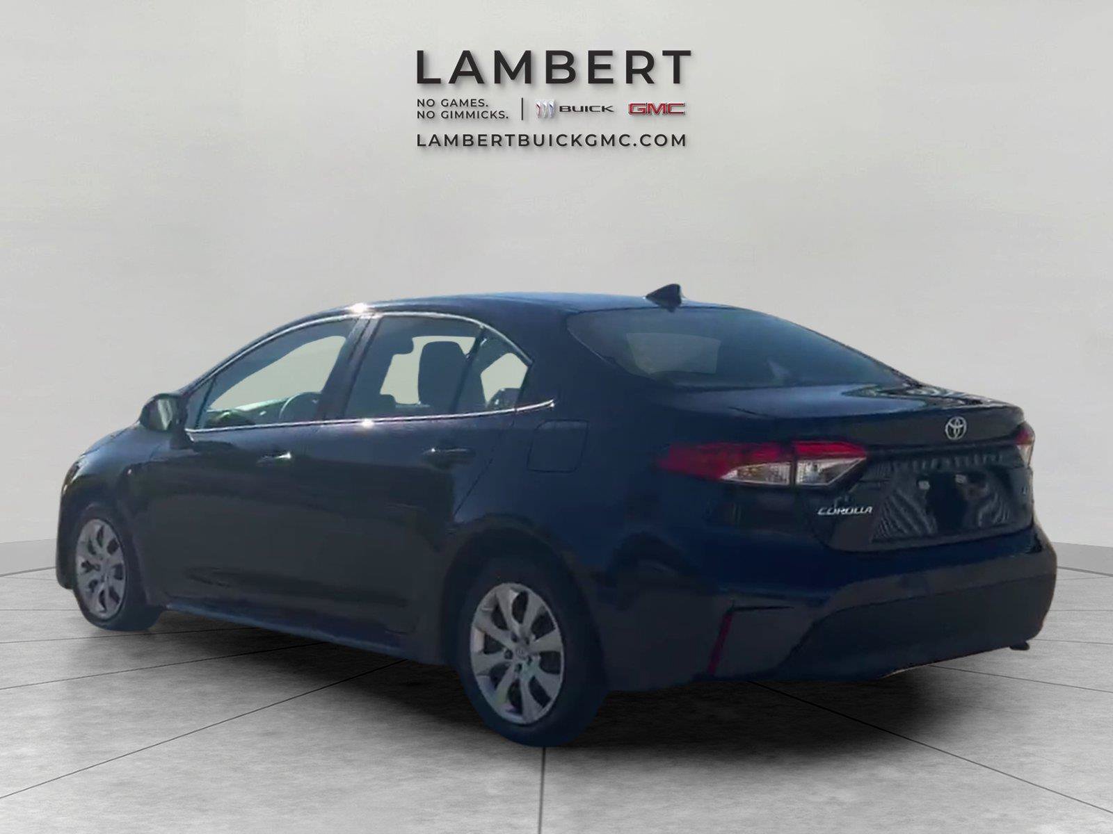 Used 2026 Toyota Corolla LE FWD image 3