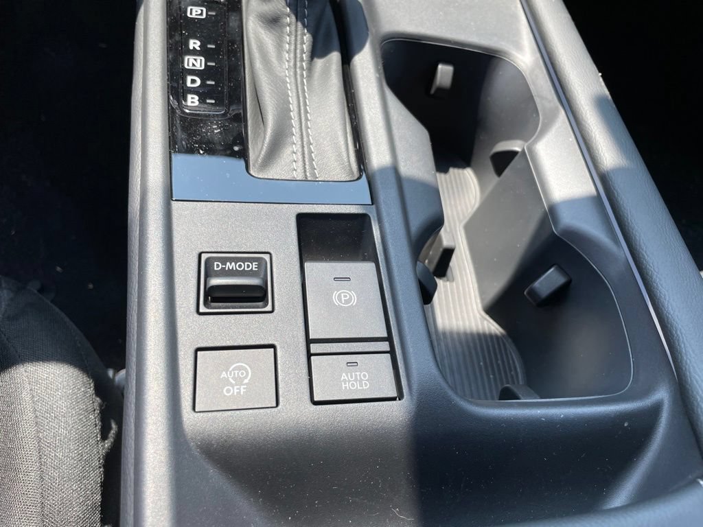 New 2026 Nissan Sentra SV w/ SV Convenience Package FWD image 17