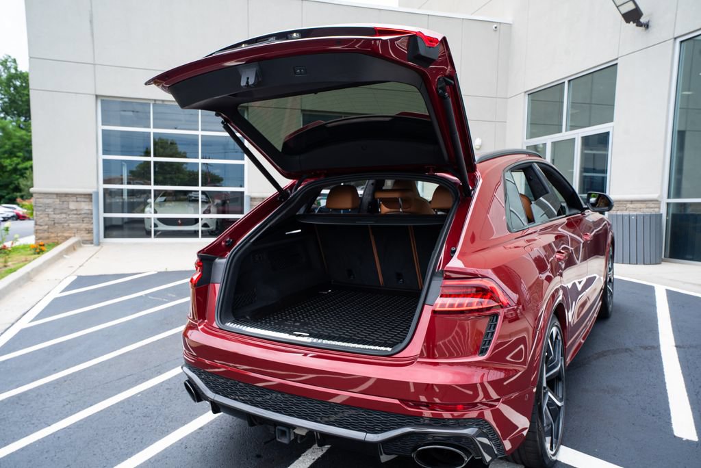 Used 2022 Audi RS Q8 w/ Carbon Optic Package AWD/4WD image 53