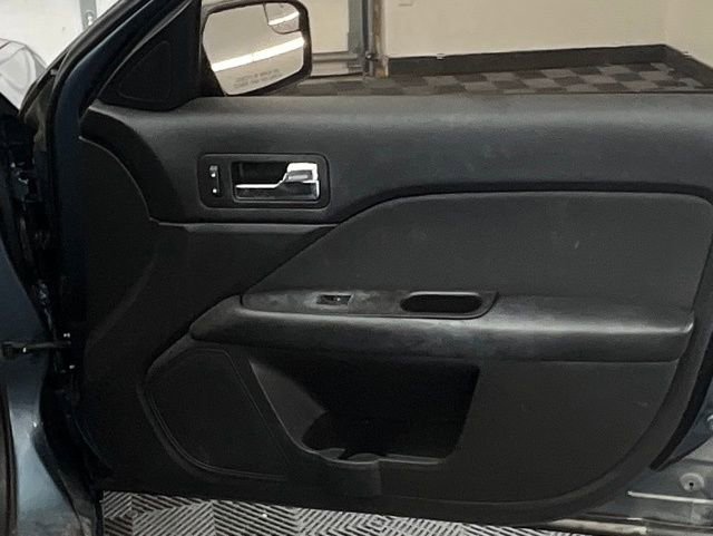 Used 2012 Ford Fusion SE image 12