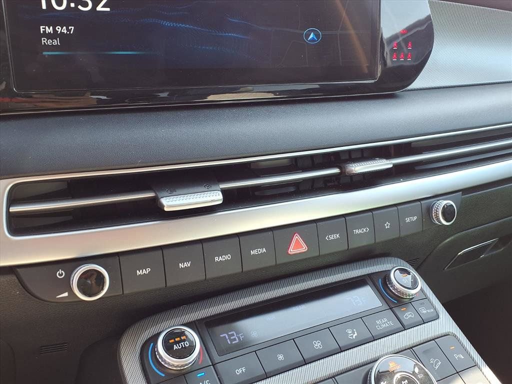 Used 2025 Hyundai Palisade SEL image 11